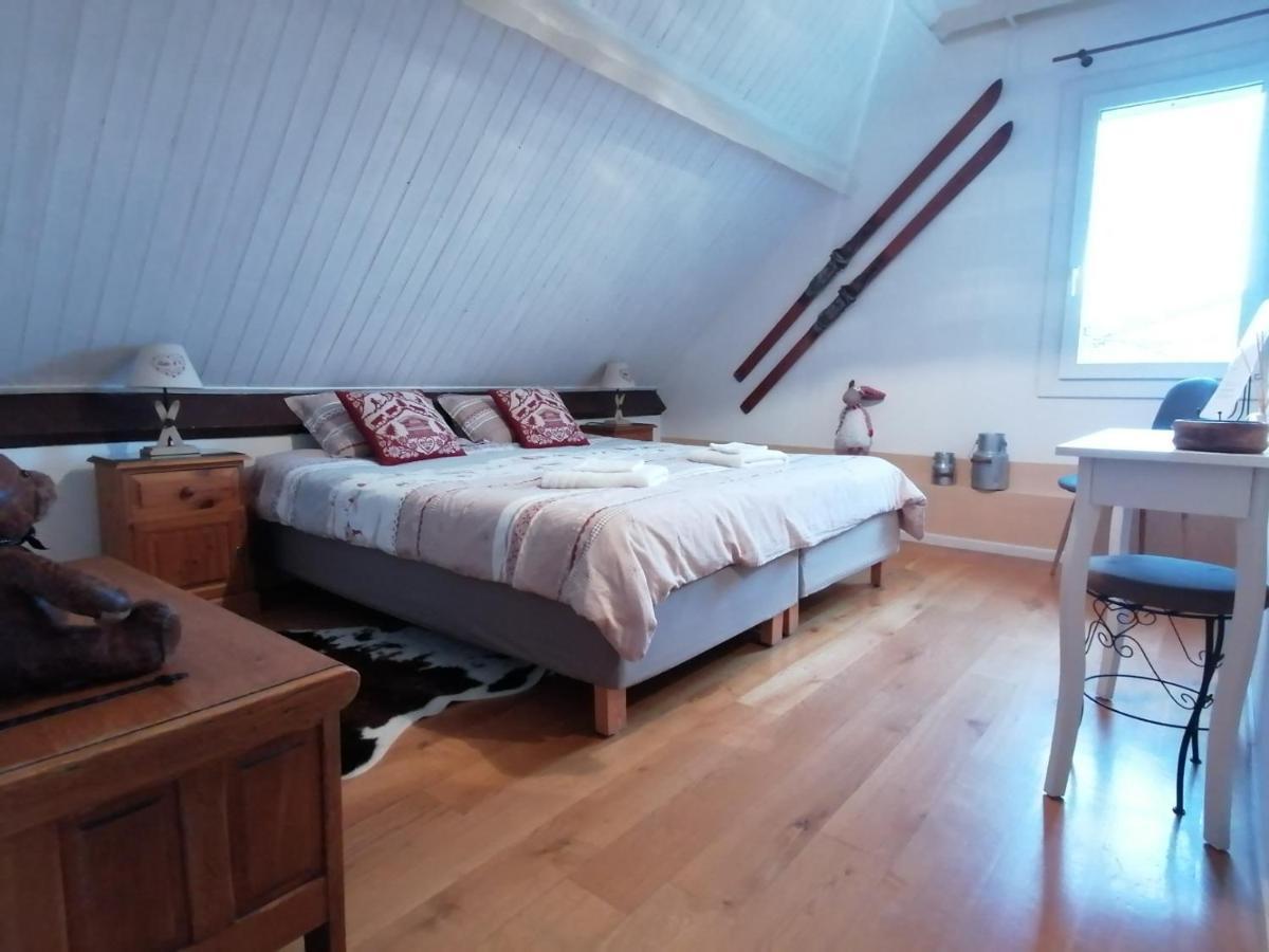 Chambres d'hôte Le Verger ANCV accepté Prayssac Esterno foto